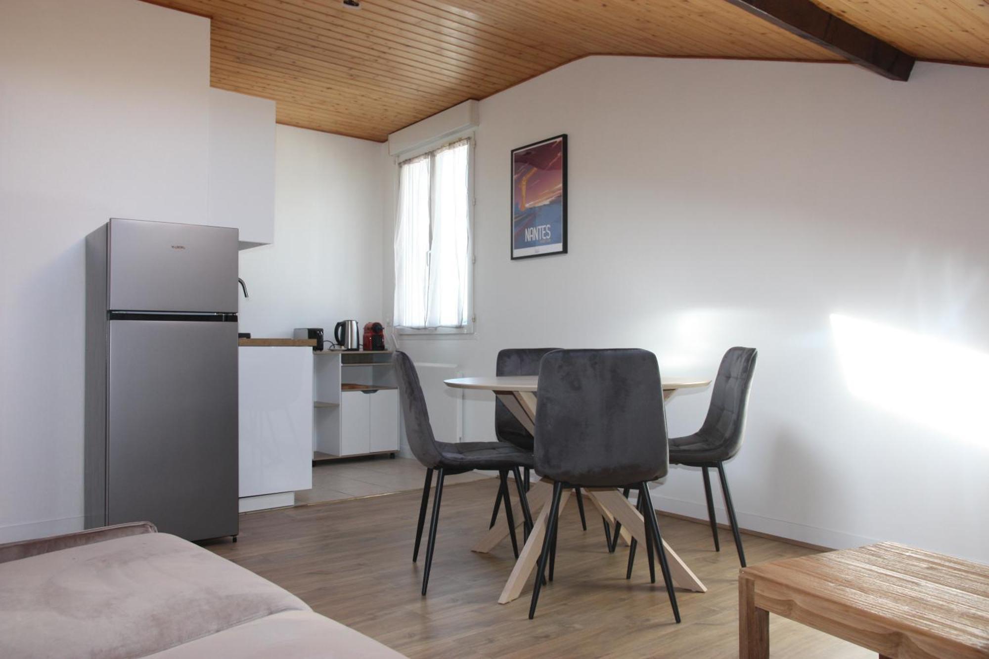 Resid'Spa Loire & Sevre - Appartement Rezé Exteriör bild